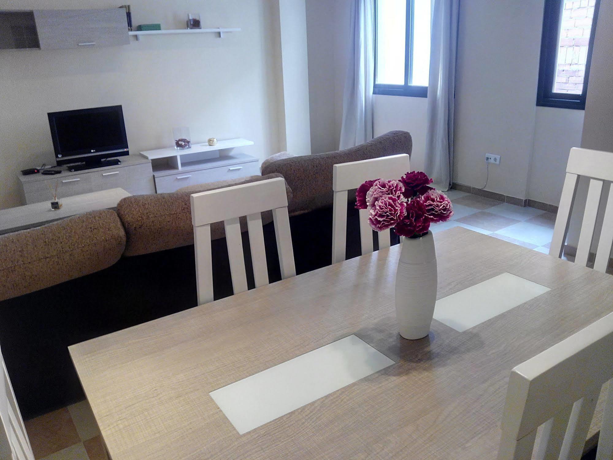 Apartamentos Decada Малага Екстер'єр фото