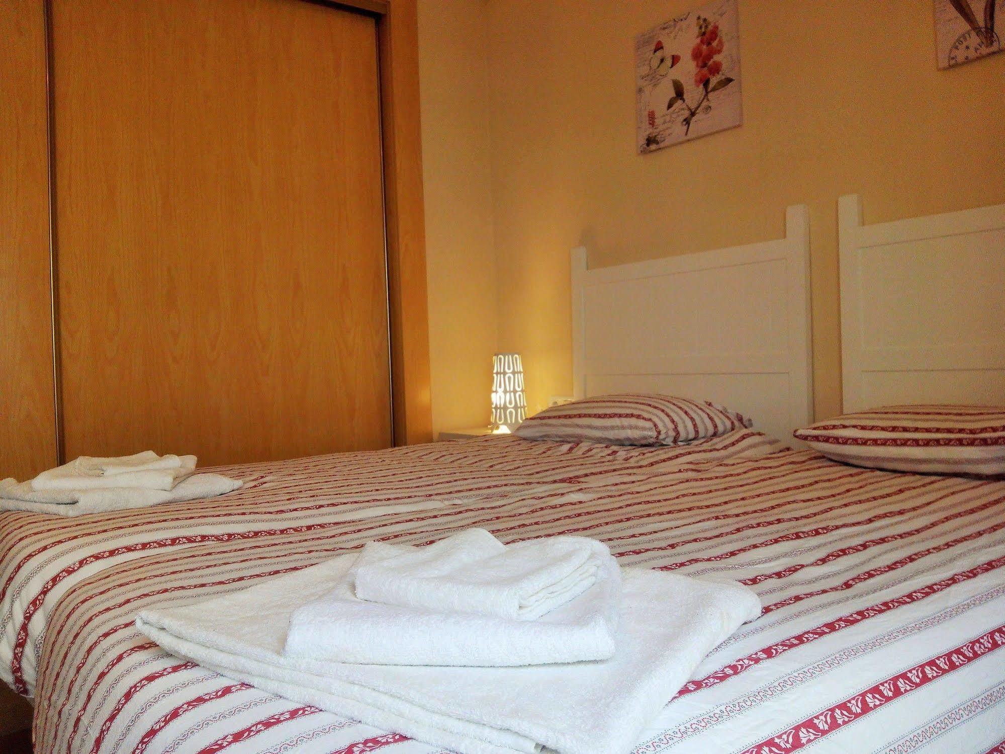 Apartamentos Decada Малага Екстер'єр фото