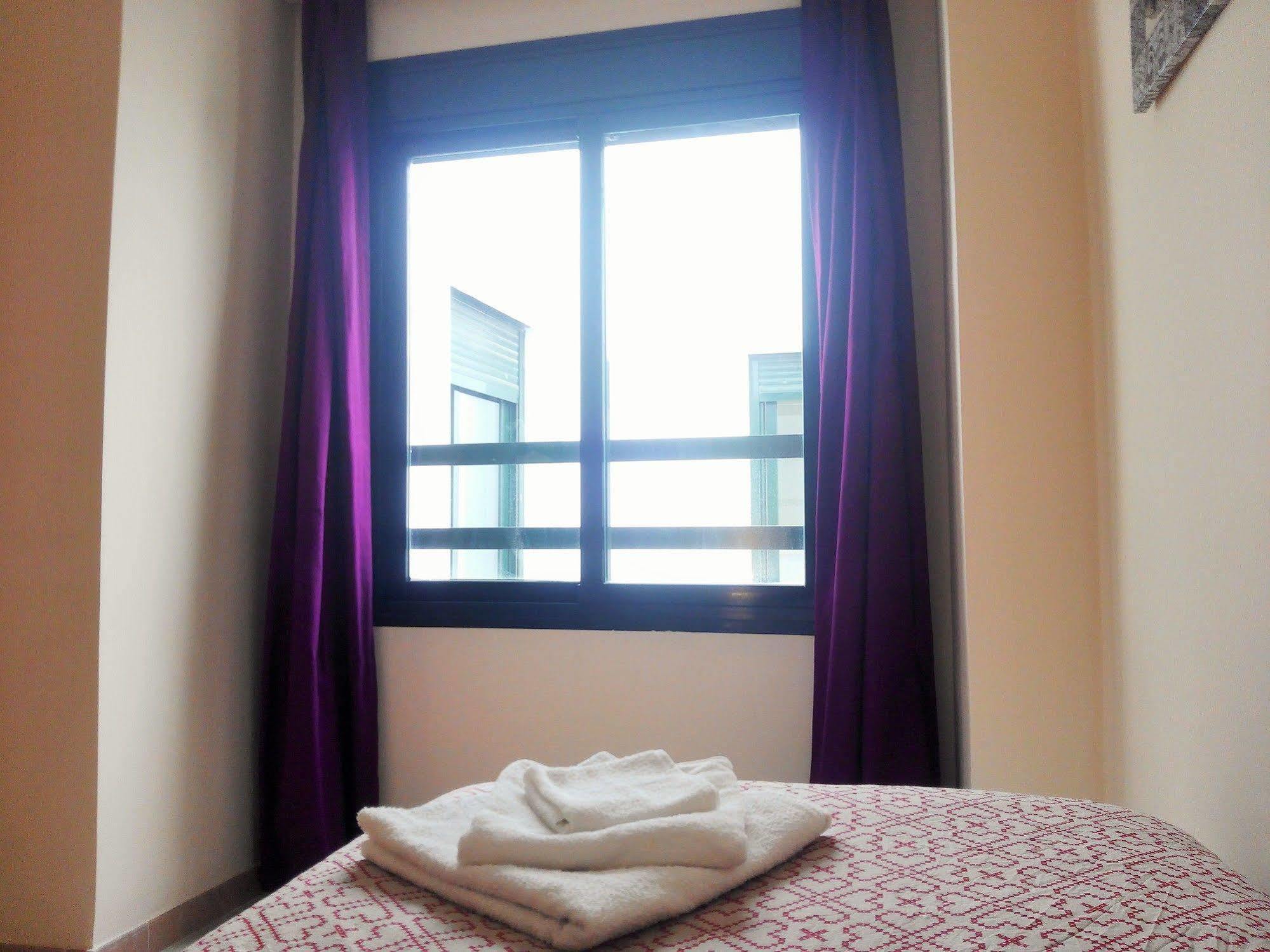 Apartamentos Decada Малага Екстер'єр фото